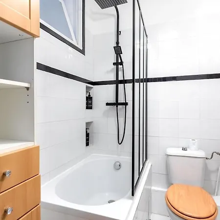 Cinema Apartment Paris